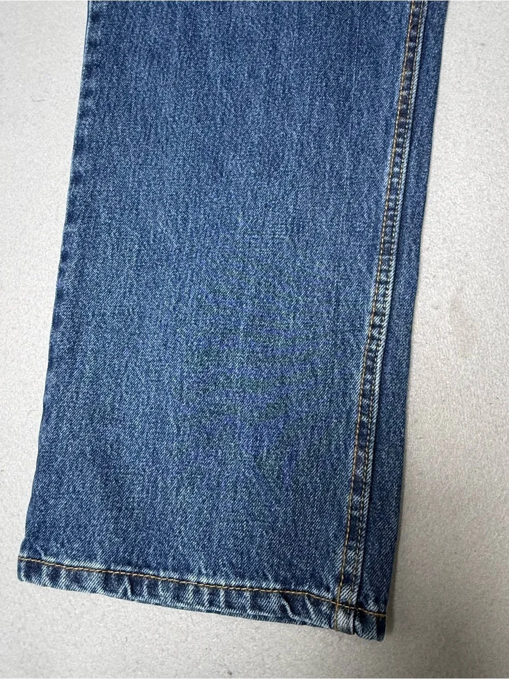 Levis pre‑owned excellent